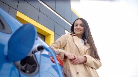 Foto: BMF-Schreiben bringt Neuerungen beim Ladestrom für E-Autos